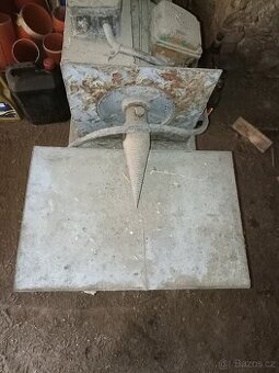 Štípačka na dřevo