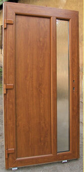 DVEŘE vchodové plastové GEALAN výrobaČR zlatý dub