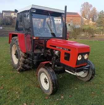 Traktor Zetor 7011