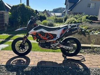 KTM 690 SMC R