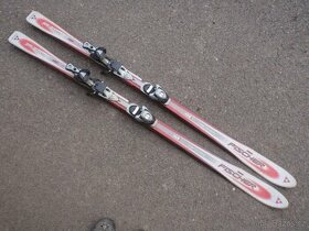 Sjezdové lyže FISCHER