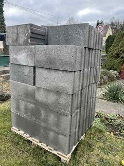 Liaporové tvárnice