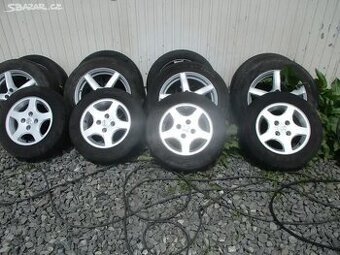 ALU kola PEUGEOT 4x108 5,5x14 s pneu 175/70 R14