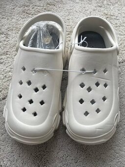 Sandály vel.36 bile