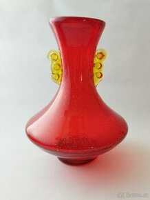 Zajímavá váza