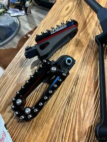 Stupačky FASST  adventure-offroad