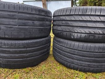 Letní Pneu 255/35 R20