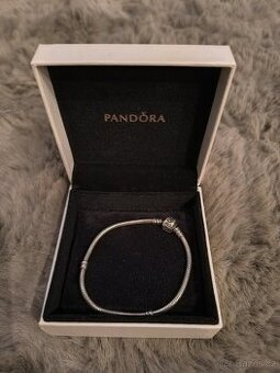 Stříbrný náramek Pandora,19cm