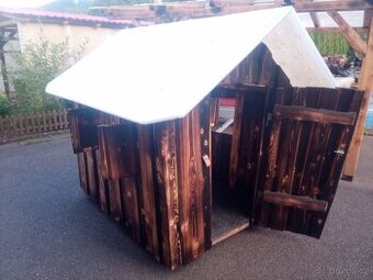 Dětský zahradní domeček