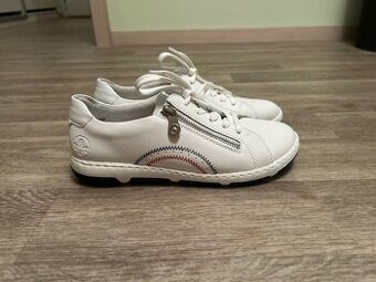 Dámské tenisky Rieker, bíle, velikost 38