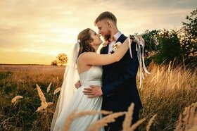 Svatební a rodinný fotograf