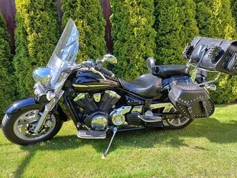 Yamaha XVS 1300A Midnight Star