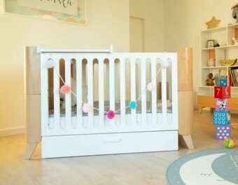 Dětská postýlka Bellamy - úložný box, přebalovací pult