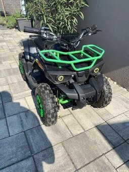 Dětská elektrická čtyřkolka