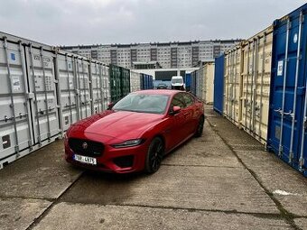 Jaguar XE 2.0D 180HP Black Edition - ODPOČET DPH
