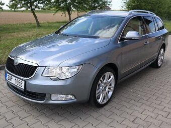 Škoda Superb 3.6 V6 4x4 191kW r.2012 serviska zachovalý stav