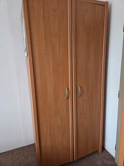Prodám šatní skříň