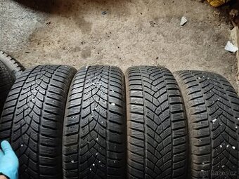 215/60/16 99h Goodyear - zimní pneu 4ks