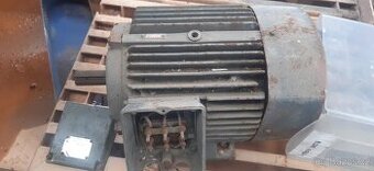 Motor a hřídel na cirkulárku - 1