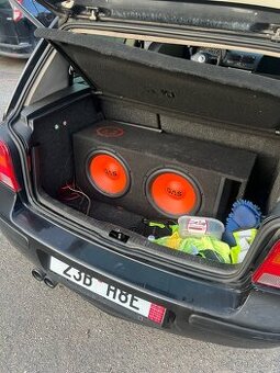 Subwoofer v boxu GAS MAD B2-212 1400w + zesilovač pioneer