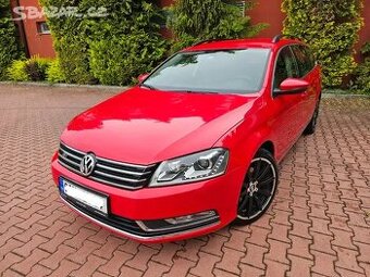 VW Passat 2.0 TDI 103kW,Xenon,Navi,Tažné,Manuál.