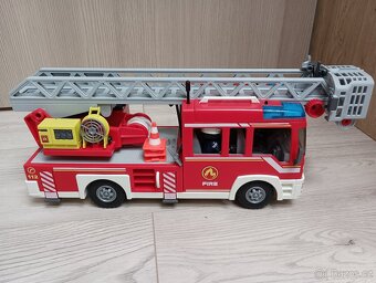 Hasičské auto Playmobil 9463 - 1
