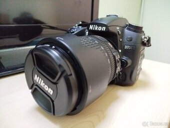 Nikon d7000 + Nikon AF-S DX 18-105mm 3.5-5.6 G ED VR