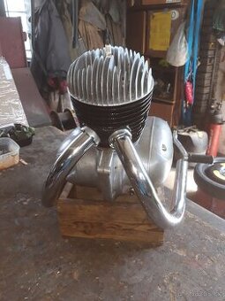 Motor Jawa 250/590 Sport + Californie