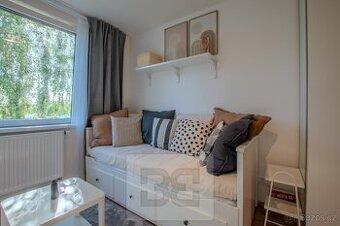 Pronájem byty 1+kk, 19 m2 - Praha - Vršovice, ev.č. N08137