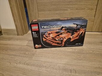 Lego technic 42093 Chevrolet Corvette ZR1