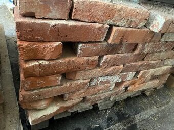 Staré cihly