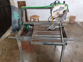 Řezačka na dlažbu