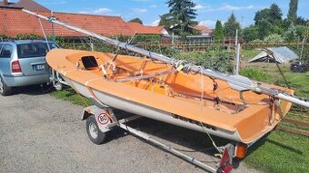 Plachetnice Klepper Jeton