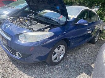 Renault fluence přední zadní svetla