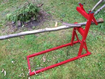 Stojan na krácení dřeva Vares Profiholder