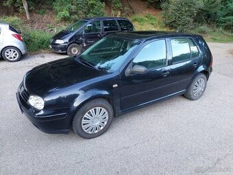 VW Golf IV 1.6, 74kw, rok 2002...