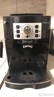 Kávovar Delonghi