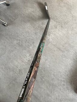 Hokejka Bauer Twitch P92 / 70 Flex levá