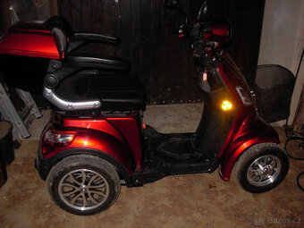 elektrická čtyřkolka selvo 41000