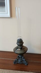 Petrolejová mosazná lampa