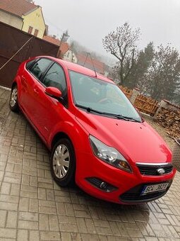 Ford Fokus.1,6/74kw Rv. 2008 Nová Stk.