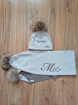 Set čepice a šály zn. Met