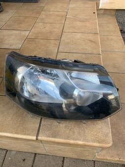 Levé přední světlo volkswagen transportér T5.1