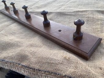 Dřevěný věšák - 5x