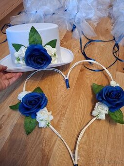 Svatební dekorace na auto - kralovsky modrá