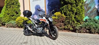 KTM 390 Duke