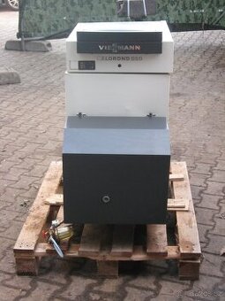 Prodám litinový kotel na olej 22-27 Kw