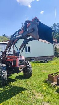 Čelní nakladač na Zetor UŘ1
