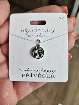 NOVÝ přívěsek - bižuterie (země)