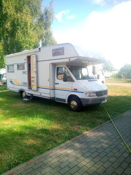 Obytné auto Mercedes Benz